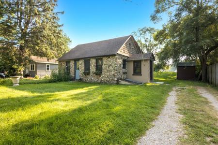 89 S Lake Leelanau Drive