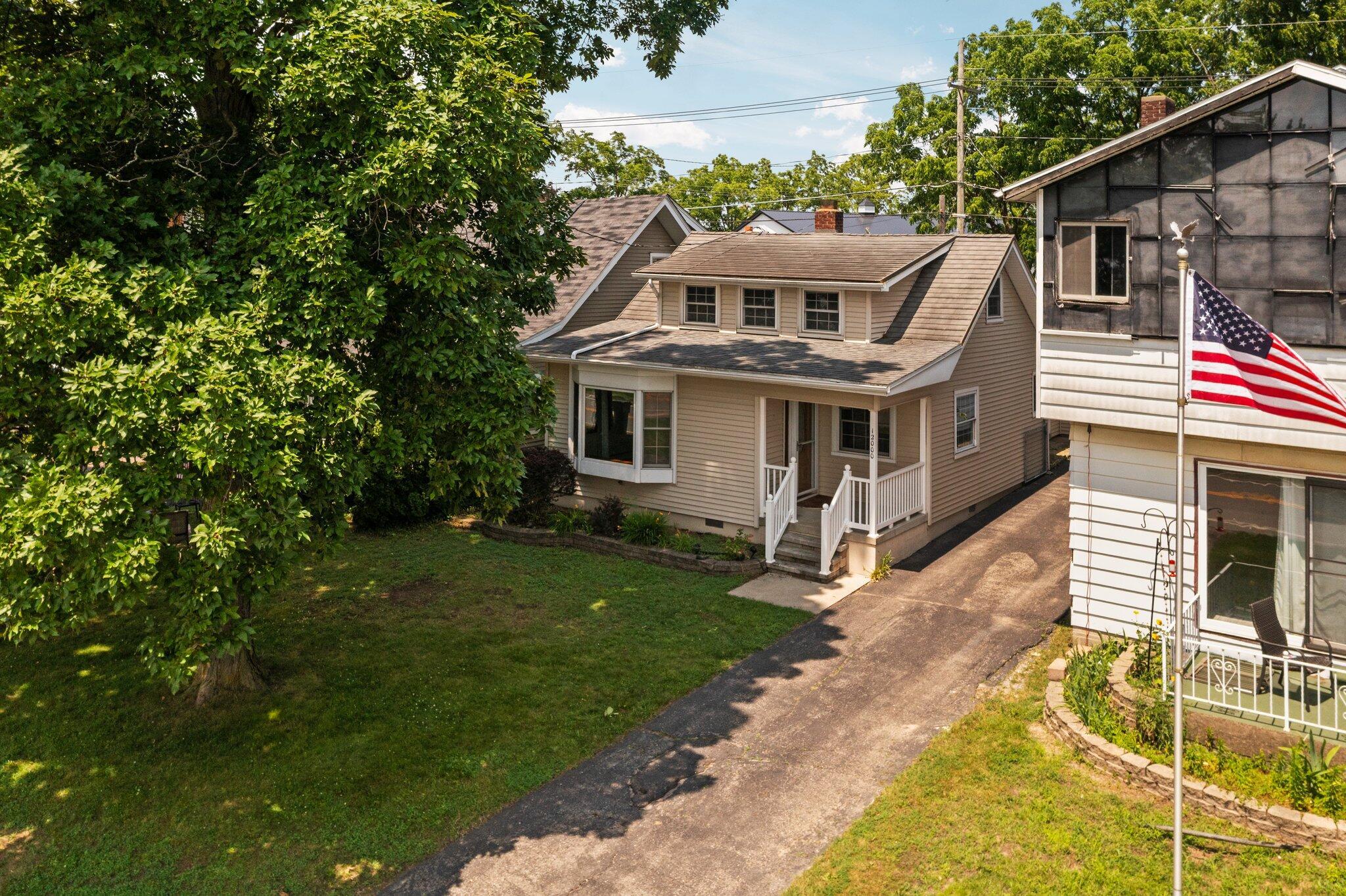 Image 4: 57-web-or-mls-DJI_0347