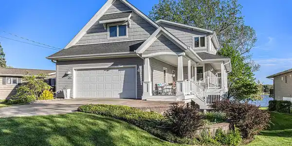 307 Nottingham Drive