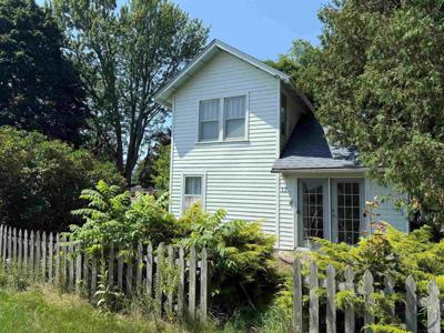 18 N Lake Road