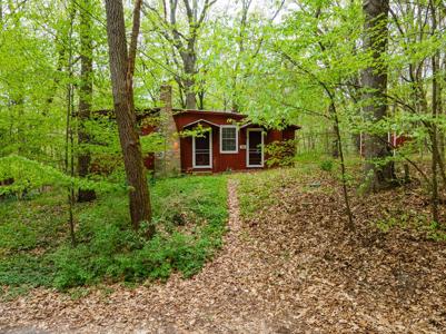 4513 Lake Road