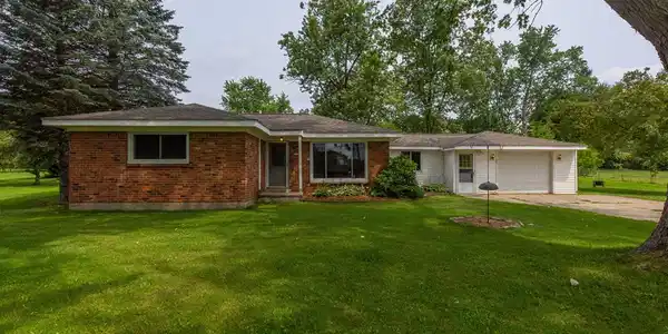2754 CANDLEWICK Drive