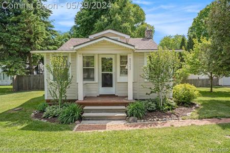 8523 Lakeshore Road