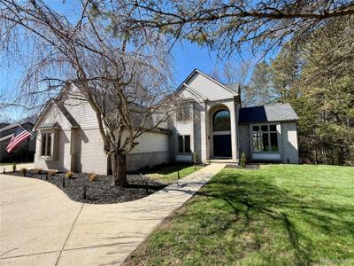 3298 Habitat Trail