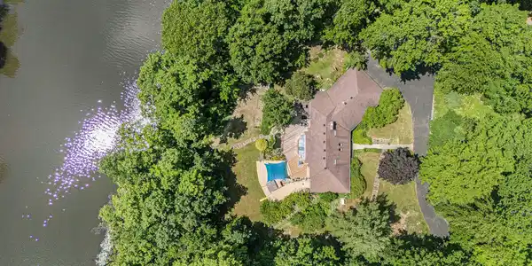 10011 E Rivershore Drive
