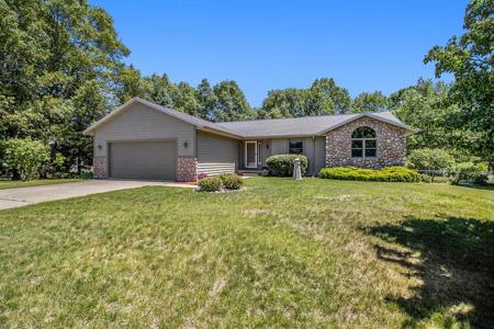 2235 Red Apple Road