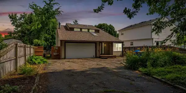 5036 LIBCREST Drive