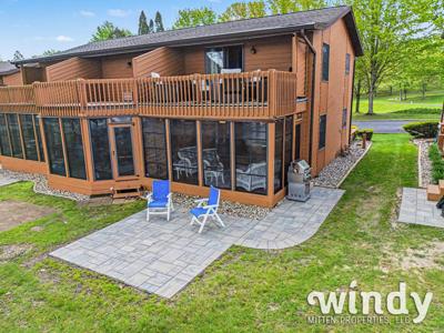 5576 N Watervliet Road