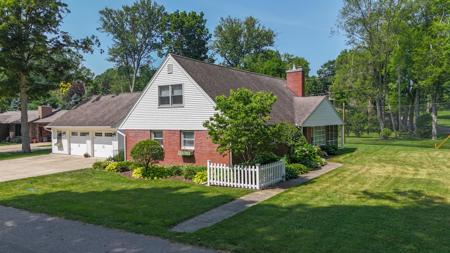 21687 Shiawassee Drive