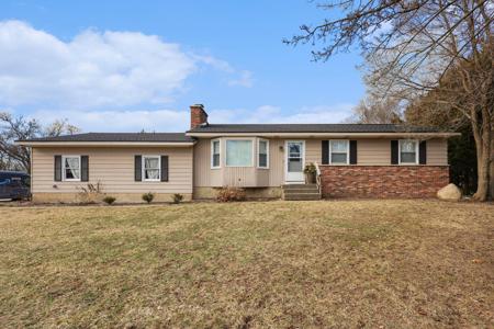 625 Summerset Drive