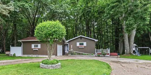 17700 Thornapple Drive