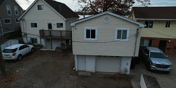 90 PARK ISLAND Drive