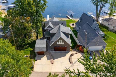 1208 N Eagle Lake Drive