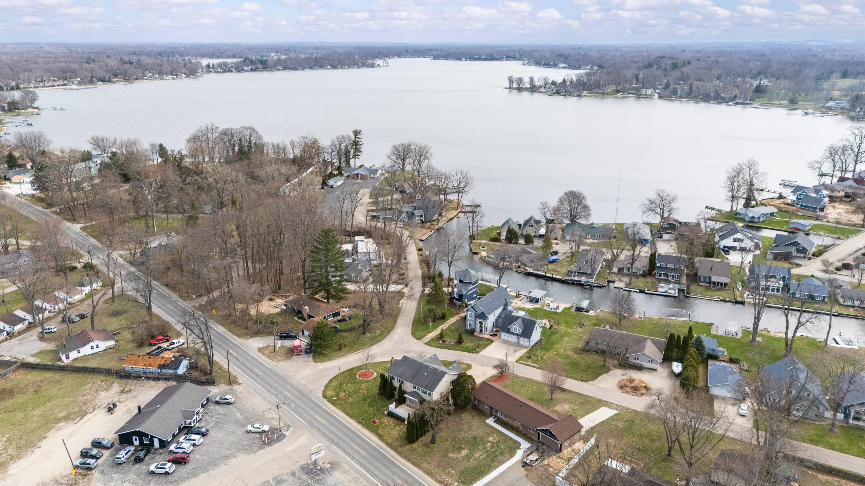 Image 2: 57DJI_20260324235300_0007_D