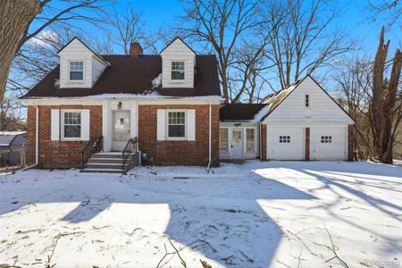 2803 Old Orchard Drive