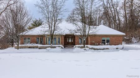 1550 Dakota Court