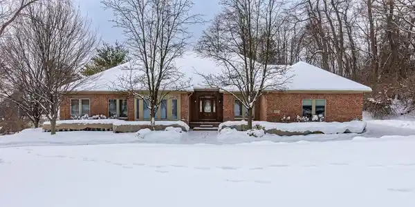 1550 Dakota Court