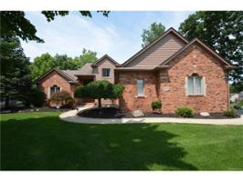 271 LAKESHORE POINTE Drive