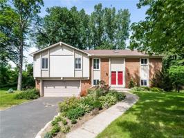 1590 CHOWNINGS GLEN Drive