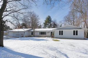 1884 MILL POND Drive