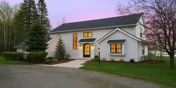 12150 N Seven Pines Road
