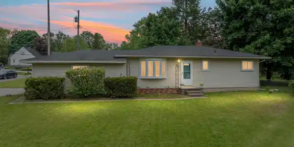 94 CRESCENT LAKE Road