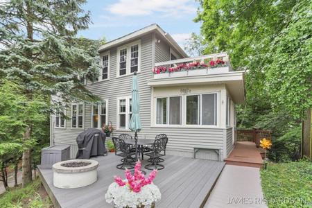 36 Edwards Avenue