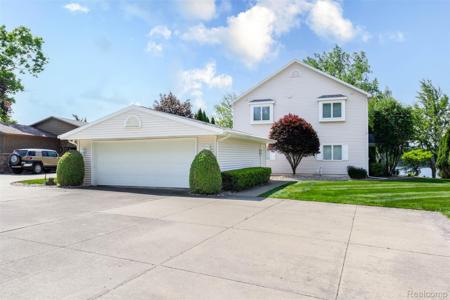 6081 Byram Lake Drive