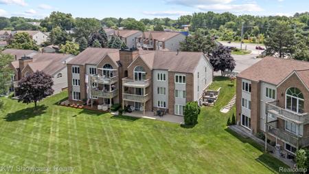 3410 Adams Shore Drive