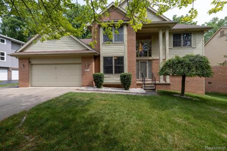 6926 Alden Drive