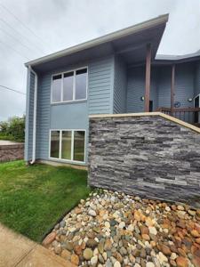 311 W Lake