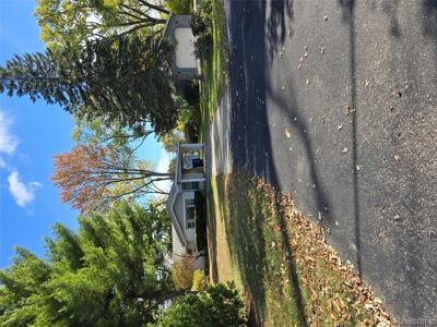 3194 Whitfield Drive