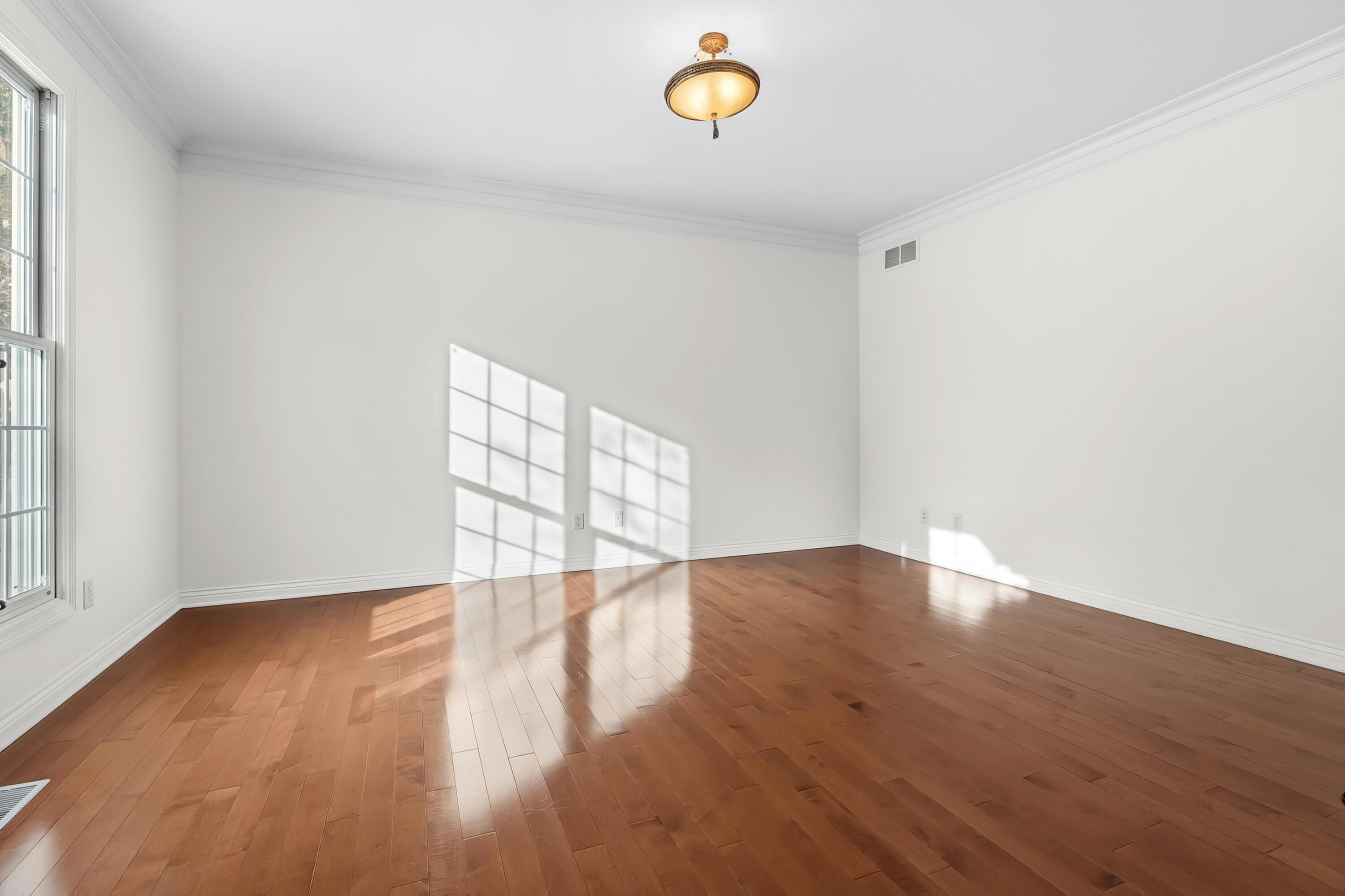 Image 4: Bainbridge Dr 8272 Kalamazoo 49009 R-3