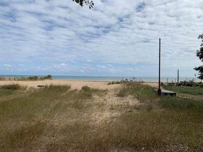 1858 lot 5 Iris Street