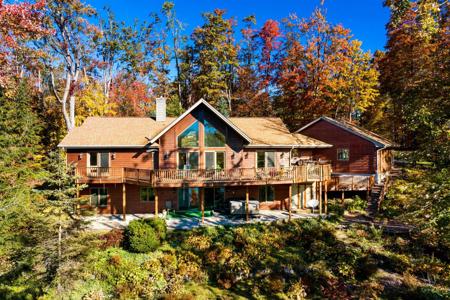 5967 Shore Orchid Drive