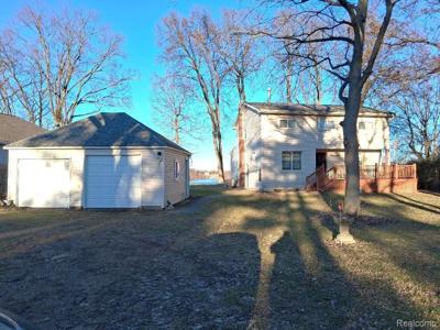 12915 Lake Point Pass