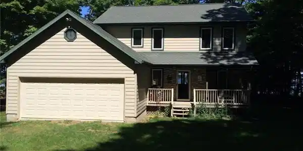 2515 GILL DRIVE