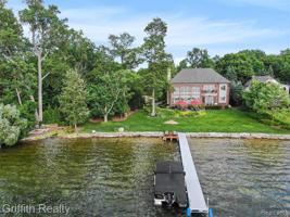 1642 HAMILTON Drive