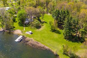 6407 BENNETT LAKE Road