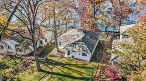 470 E Gull Lake Drive