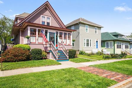 1019 Pearl Street