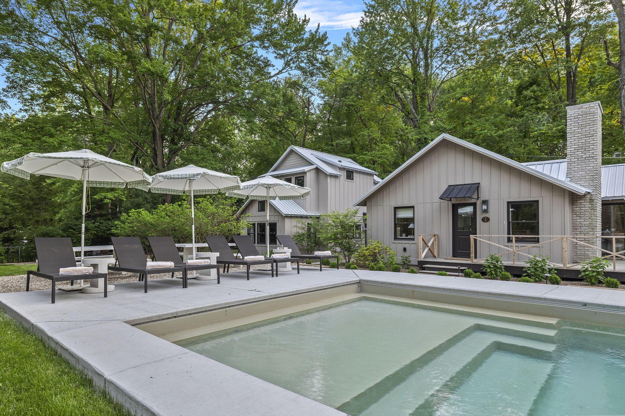 Image 2: 34-web-or-mls-EK2A3644