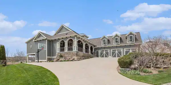 18029 Hammond Bay Drive