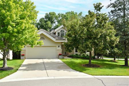 6536 Pleasant Lake Court