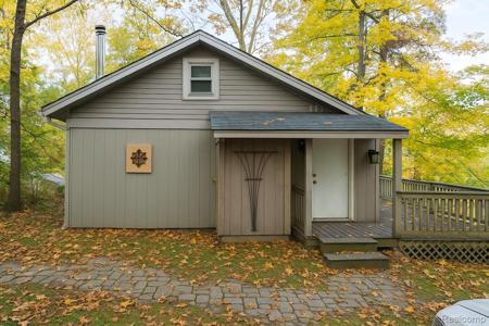 1632 Woodfield Street