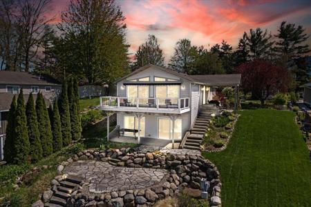 6521 HARTWOOD Drive