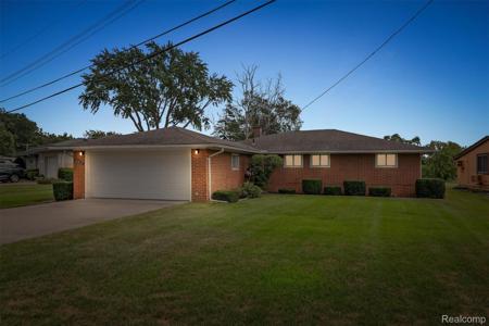 10073 Burgess Court