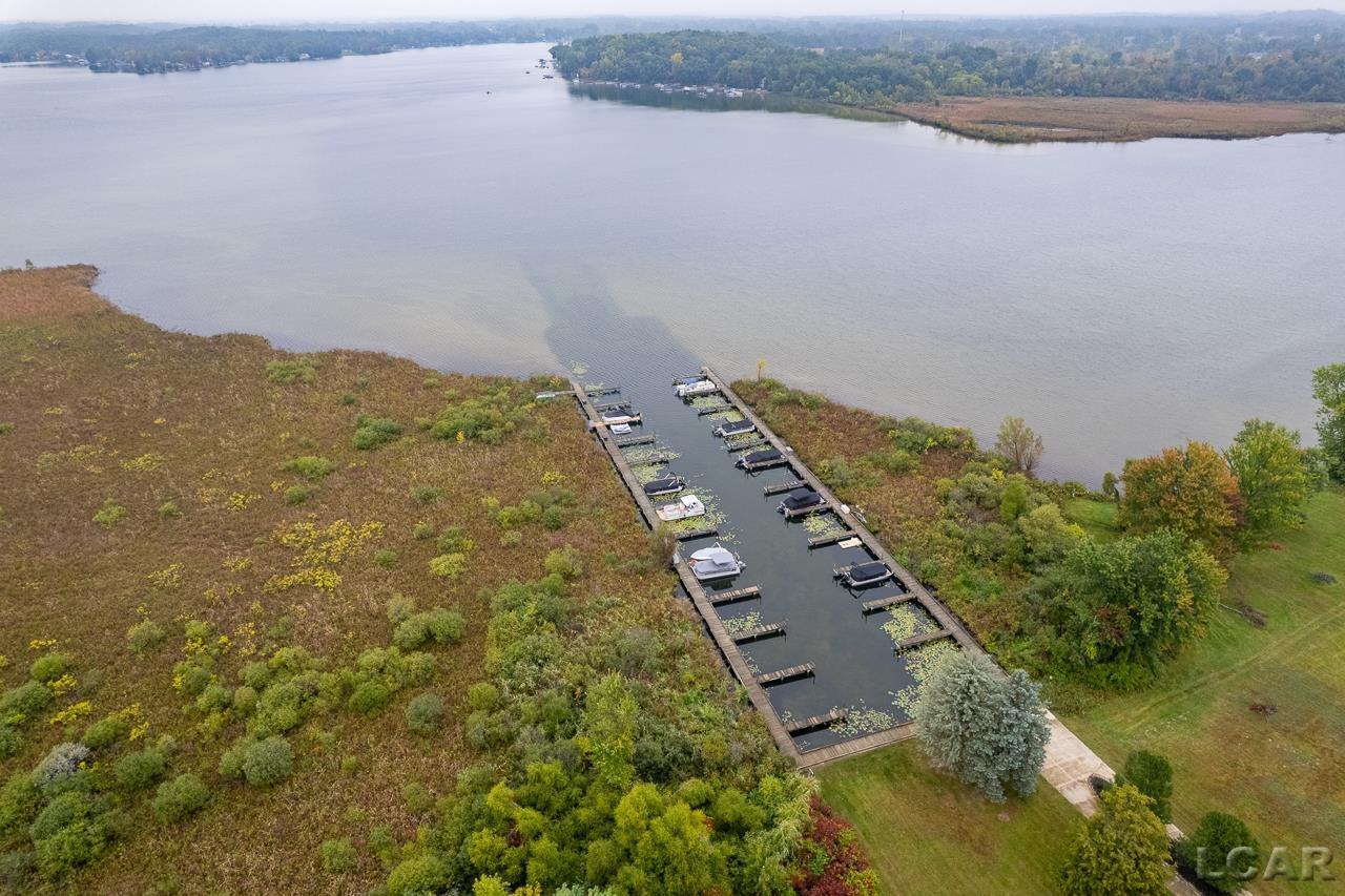 Image 3: Dock #18 Included