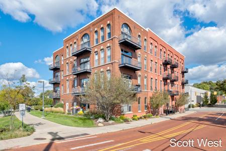 801 Monroe Avenue