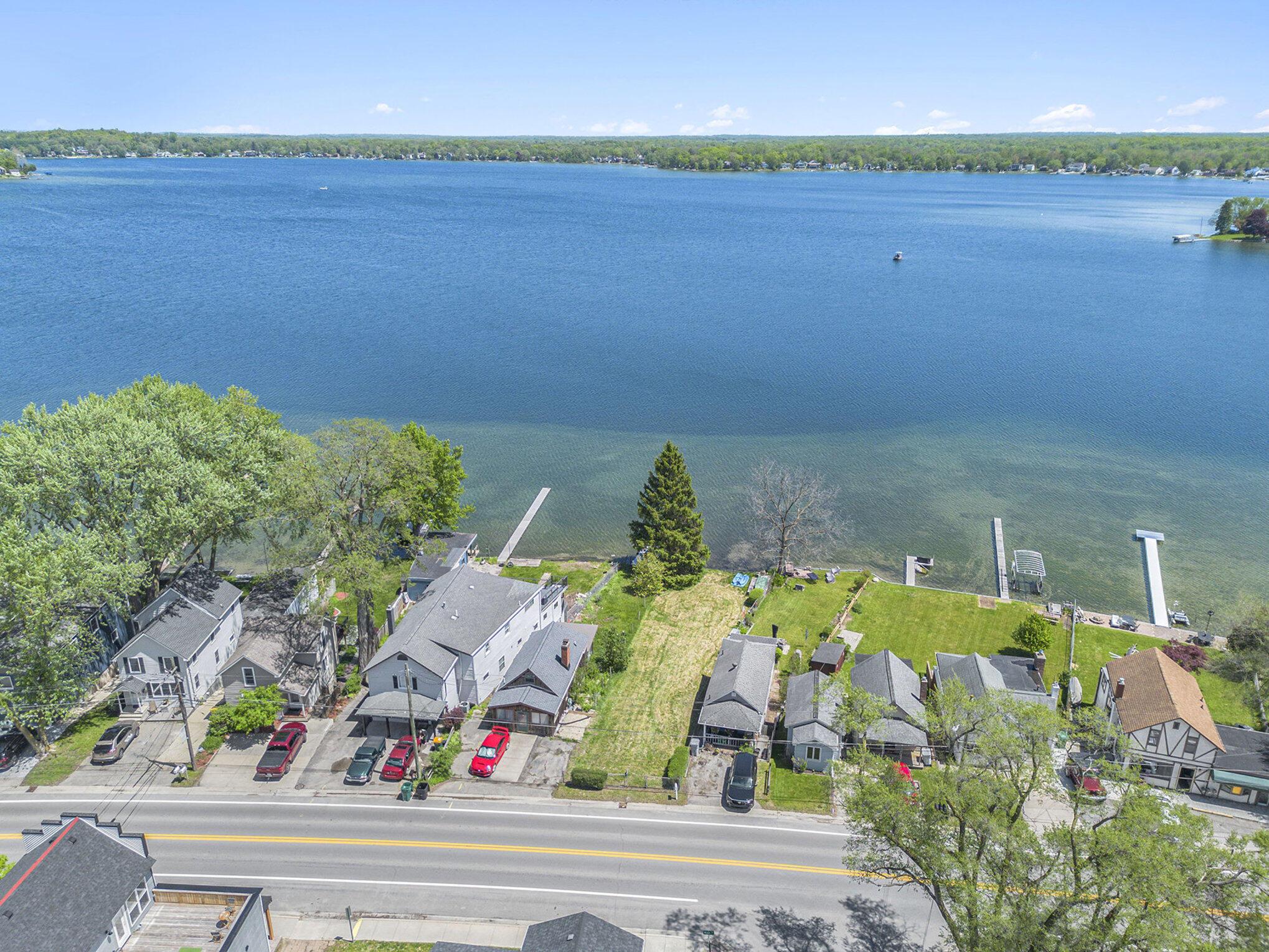 Image 1: Waterfront Main Street